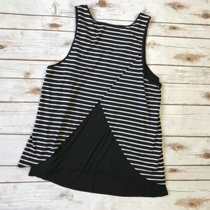 RETRO-ology Black White Striped Split Swing Top M